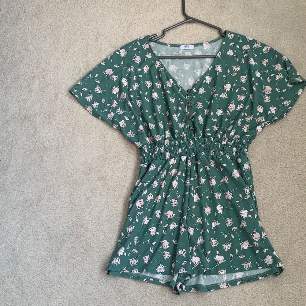 NWOT Ardene Green Floral Romper | Size S - Picture 2 of 5